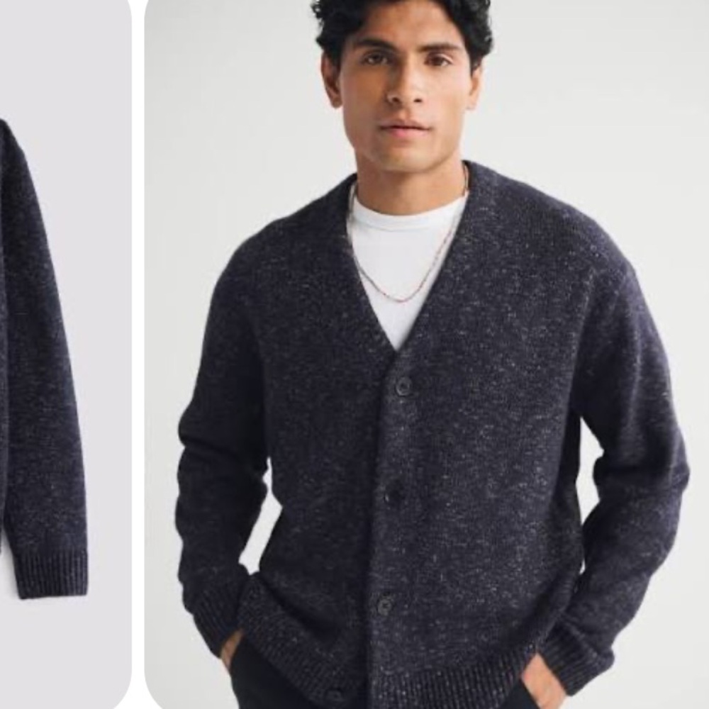 Abercrombie & Fitch Fuzzy Cropped Navy Cardigan